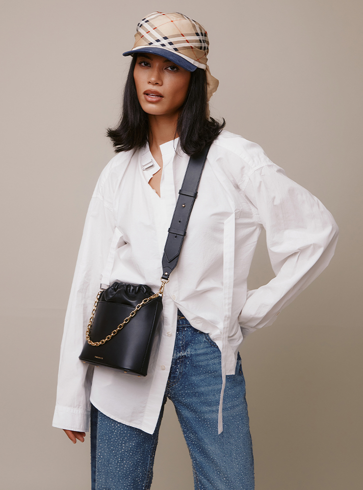  New Item / DRAWSTRING BAG BLACK GOLD