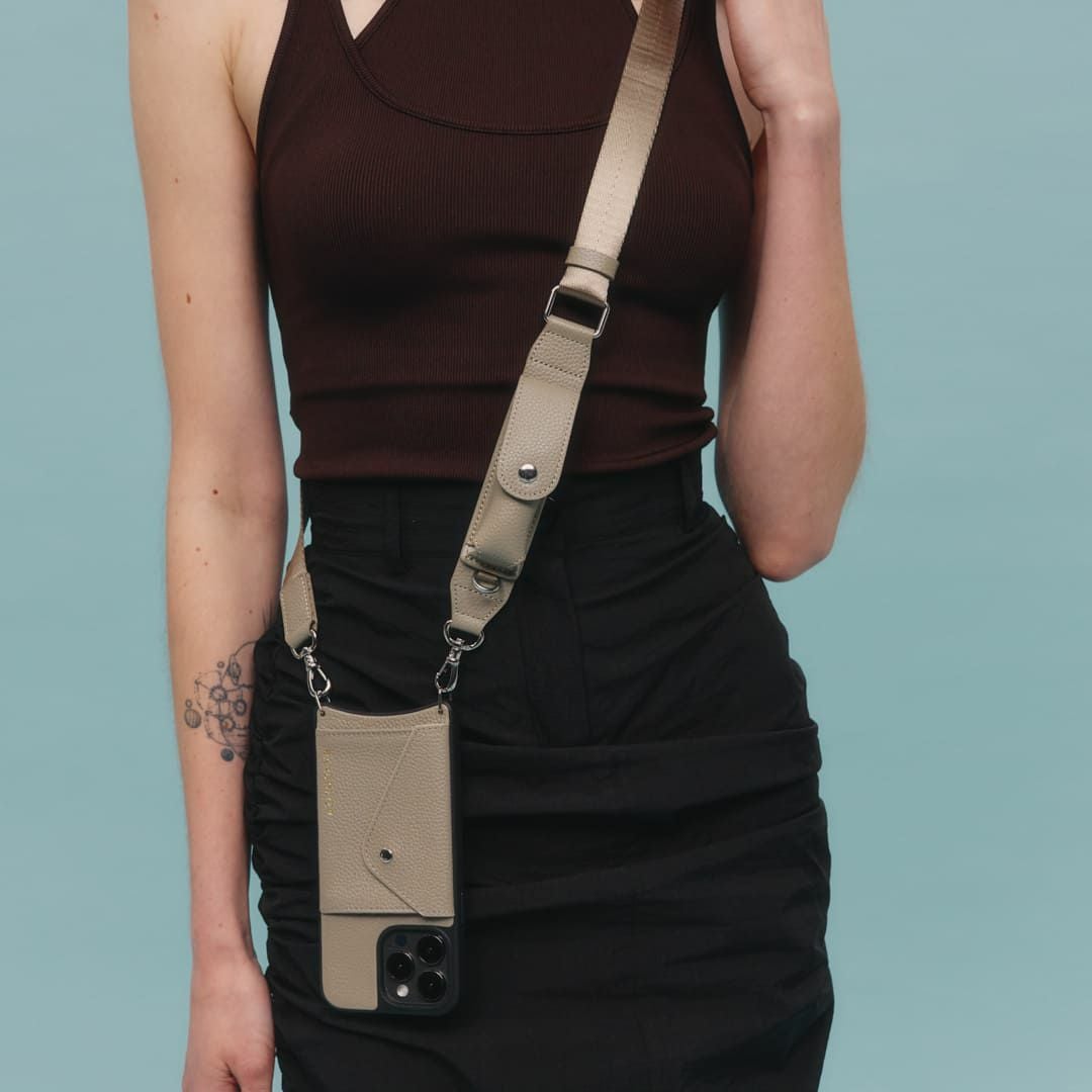 LANA LIPSTICK STRAP GREIGE ラナ リップスティックストラップ