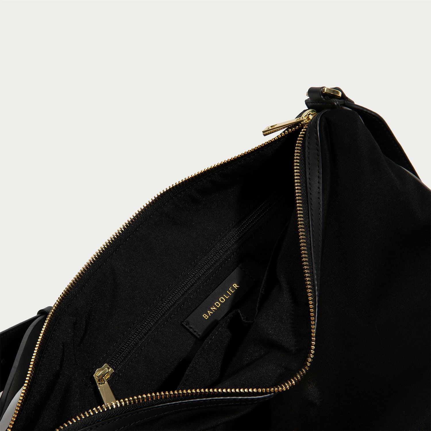 DAPHNE SLING BAG ダフネ スリング バッグ | バンドリヤー(BANDOLIER