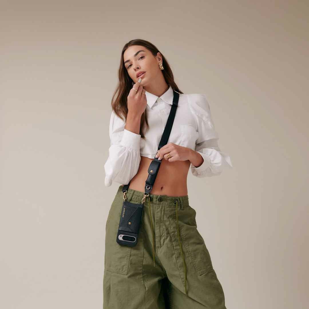 Pixel 9 Series】LANA LIPSTICK BLACKGOLD ラナ リップスティック