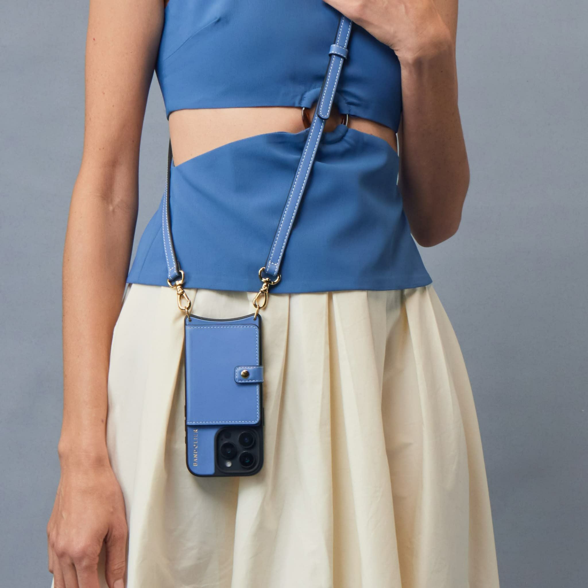 16 Series】 CASEY MAGSAFE SMOOTH BLUE ケイシー マグセーフ スムース