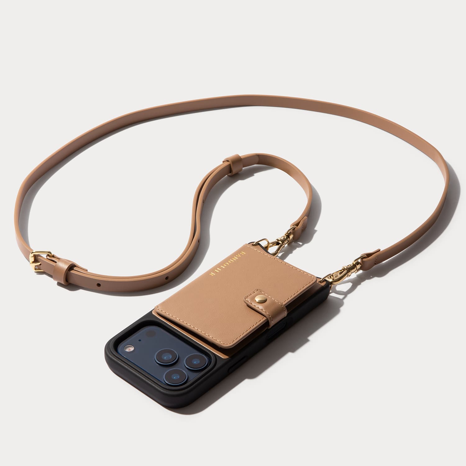 BANDOLIER バンドリヤー iPhone14Pro AirPodsケース Avery AirPods Clip-On Pouch - Black/Gold – Bandolier