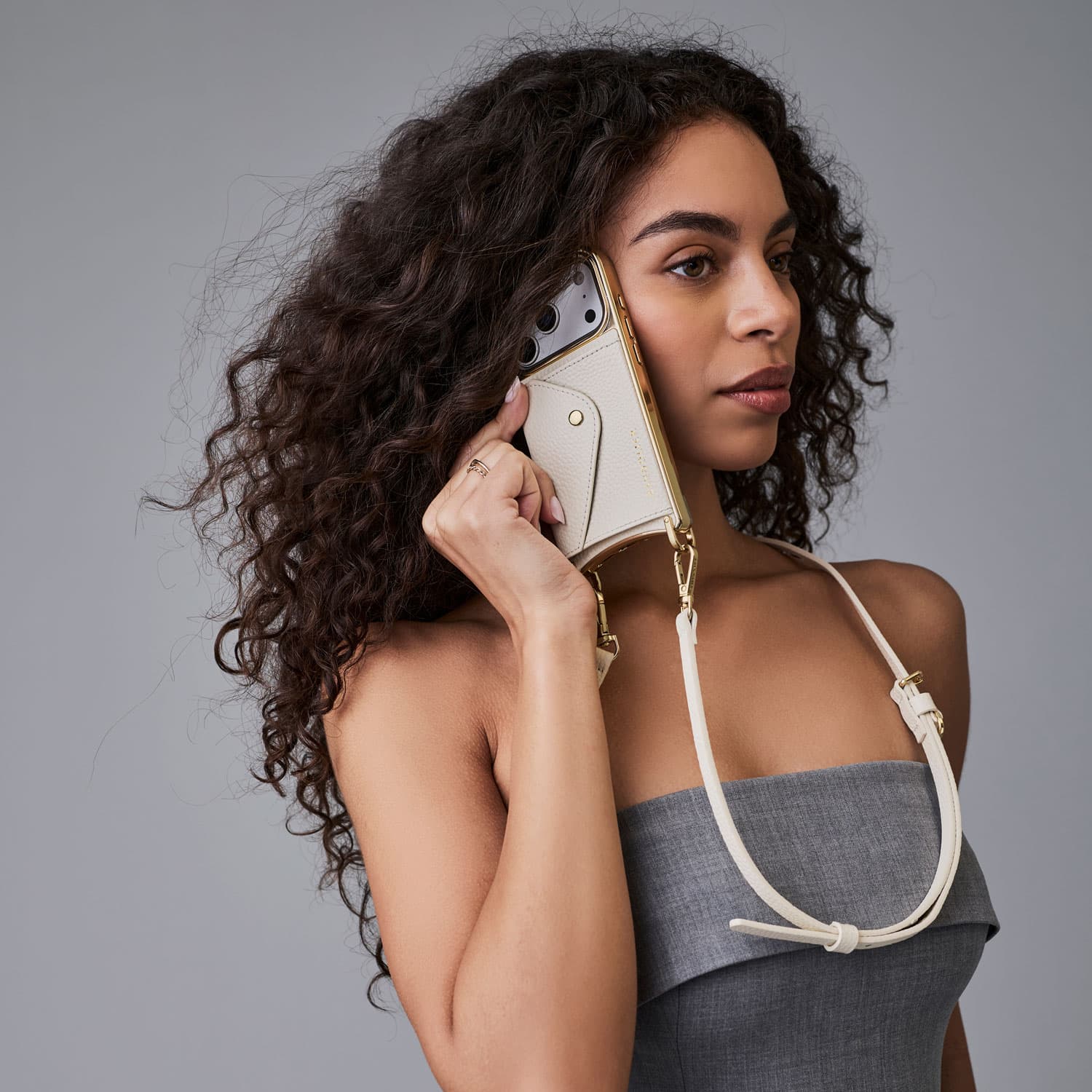 バンドリヤー　iphone17 DONNA CHROME IVORY 17 Series】 DONNA CHROME IVORY ドナ クロームアイボリー | バンド