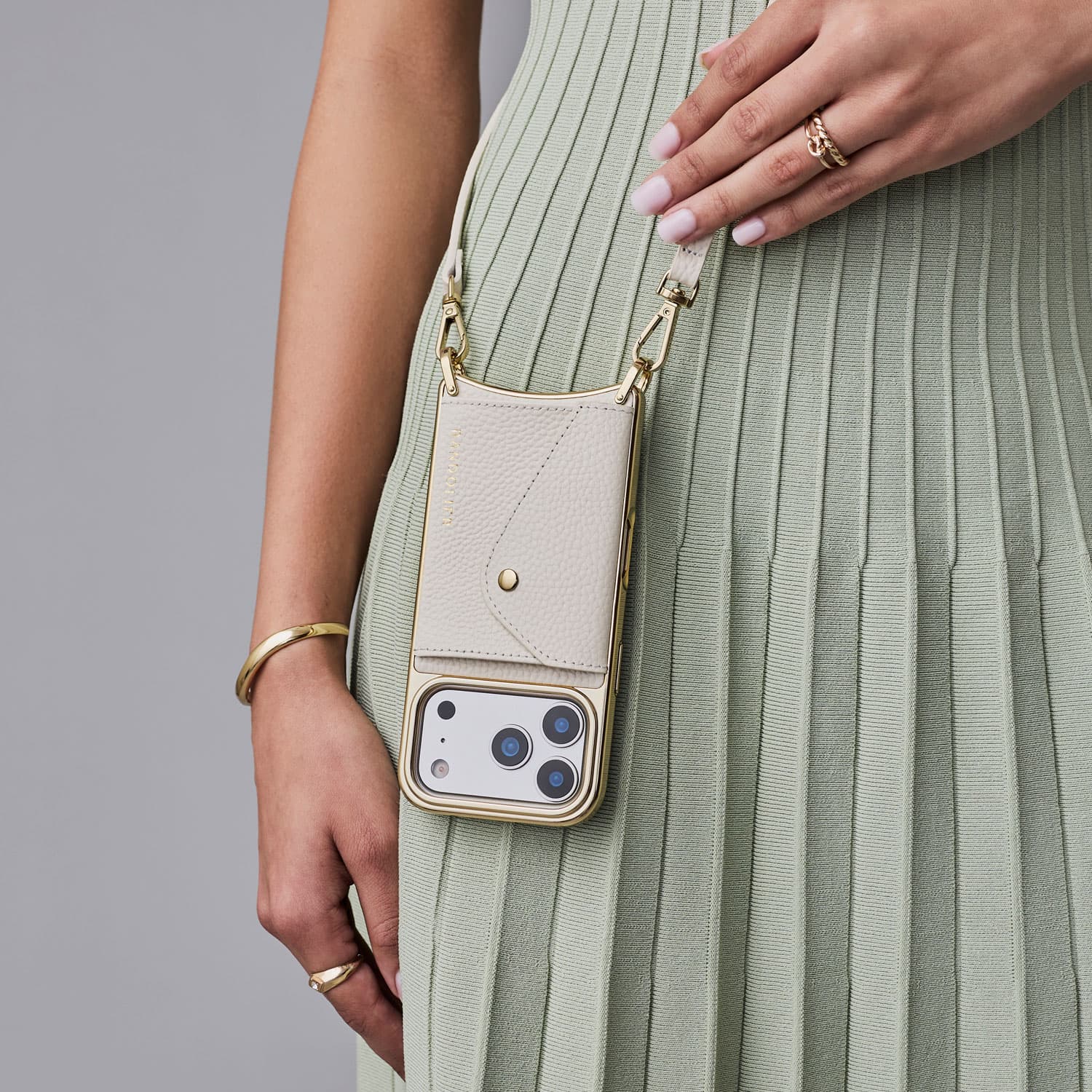 バンドリヤー　iphone17 DONNA CHROME IVORY 17 Series】 DONNA CHROME IVORY ドナ クロームアイボリー | バンド